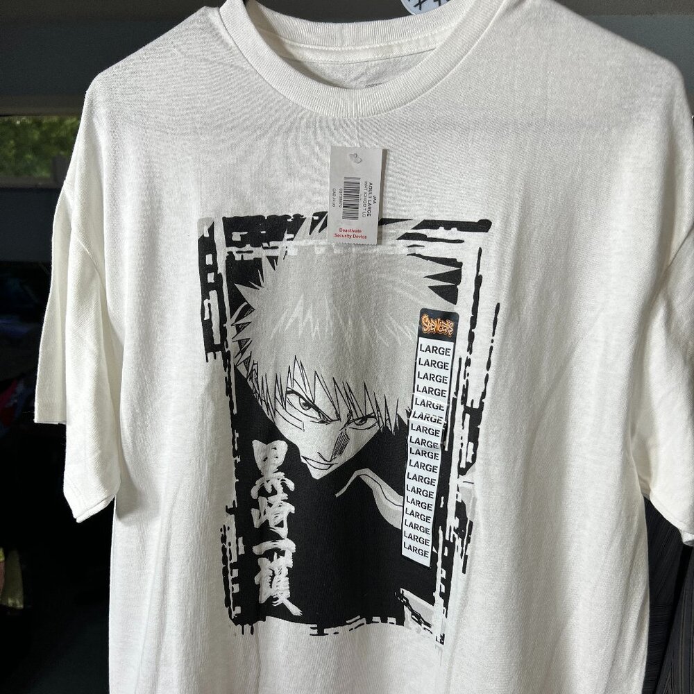 NWT Bleach Featuring Ichigo Adult Graphic Anime Tee Tshirt SZ Large